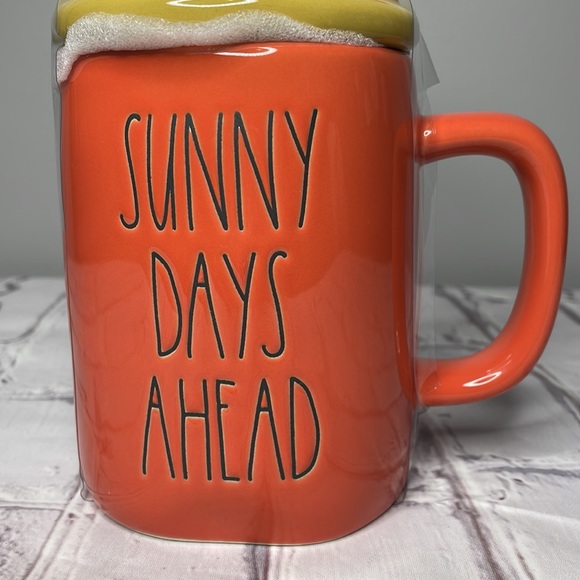 Rae Dunn SUNNY DAYS AHEAD Topper Mug - Picture 2 of 6